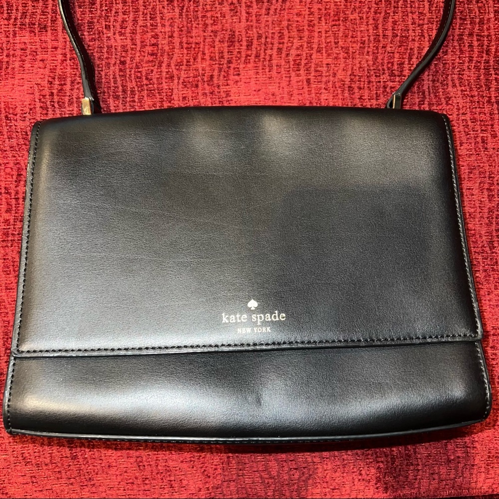 Kate Spade Black Leather Purse with Ivory Suede Accents 👜